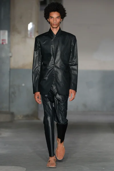 Look 33